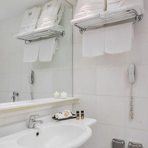 Zimmer mit zwei Einzelbetten